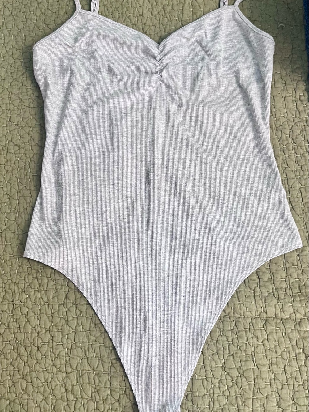 American Eagle Outfitters Light Gray Ribbed Scoop-Front Bodysuit